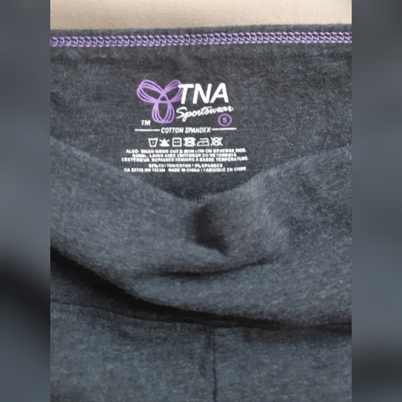 TNA leggings - Picture 3 of 3